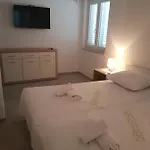 بيت ضيافة Dora
