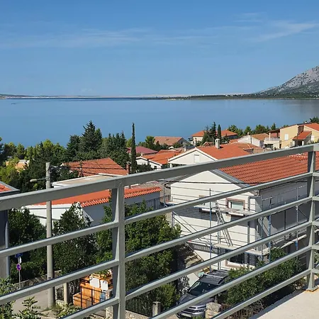 Bed & Breakfast Dora